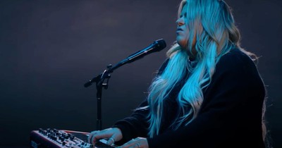 'Still God' Anna Golden Acoustic Performance