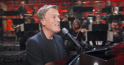 'Open The Eyes Of My Heart' Live Michael W. Smith Performance