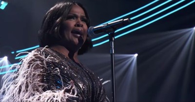 'Believe For It' CeCe Winans Performs At GMA Dove Awards