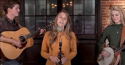 'The Thanksgiving Song' Bluegrass Performance From The Petersens 