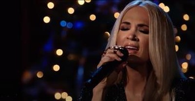 Carrie Underwood Sings 'Mary, Did You Know?' At CMA Country Christmas 