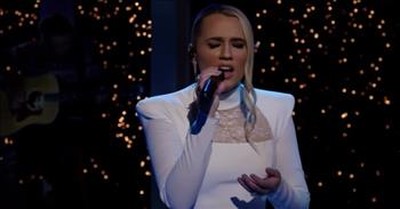 'Silent Night' Christmas Hymn From Country Star Gabby Barrett 