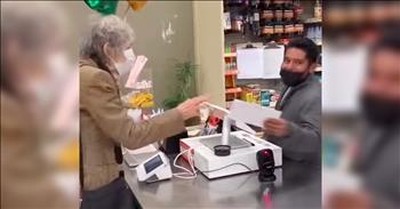 Grandma Wins The Lottery And Keeps Promise To Split Winnings With Store Clerk 