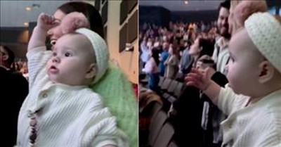 Sadie Robertson's Little Girl Worships The Lord With Her Hands In The Air 