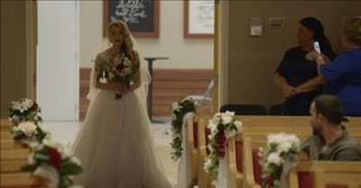 Bride Surprises Everyone And Sings 'I Choose You' Walking Down The Aisle 
