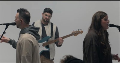 'Breathe Miracles (The Other Side)' Red Rocks Worship Official Music Video 