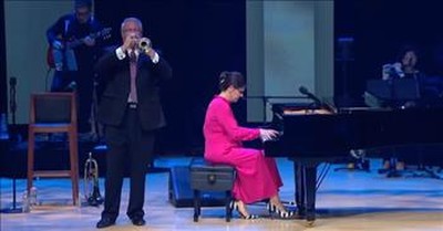 The Collingsworth Family Performs 'I Sing The Mighty Power Of God' 