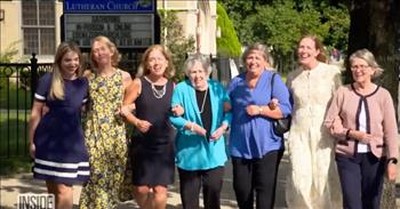 8 Women From 1 Family Wear The Same Wedding Dress 