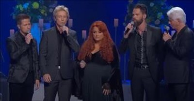 Wynonna, Gaither Vocal Band  Larry Strickland Sing 'How Great Thou Art' 