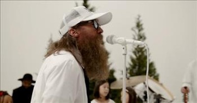 'The Elf Song' New Music Video by Crowder 