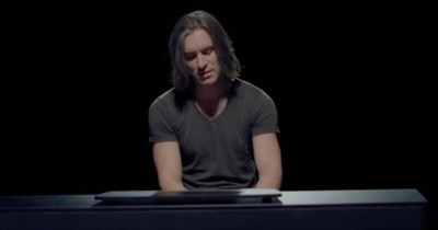 Bass Singer Performs Chilling 'The Sound Of Silence' Cover