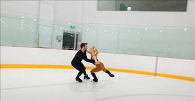 Ice Skaters Perform To Tina Turner’s Classic ‘Proud Mary’ 
