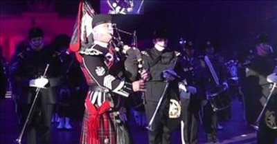 Incredible Performance Of 'Amazing Grace' With More Than 200 Bagpipes 