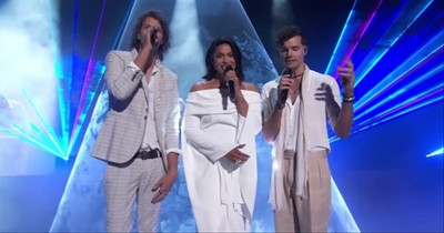 ‘Love Me Like I Am’ Jordin Sparks Joins For King And Country At Dove Awards