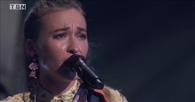 Lauren Daigle Performs ‘Be Okay’ For Israel 