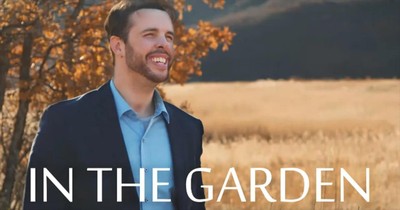 Chris Rupp Stunning ‘In The Garden’ A Cappella Rendition