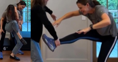 Jennifer Garner's Flexibility Challenge Goes Hilariously Wrong 