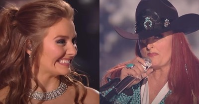 Wynonna Judd and Emmy Russell Moving 'Coal Miner's Daughter' Performance