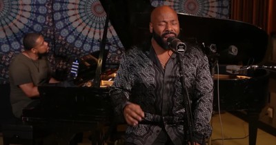Anthony Evans Delivers Chilling ‘Tis So Sweet to Trust in Jesus’ Rendition