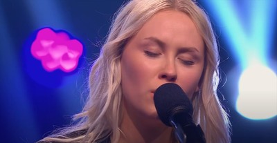 'The Voice' Contestant Stuns with ‘Landslide’ Cover