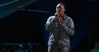 Contestant’s Show-Stopping Audition Earns a 4-Chair Turn on 'The Voice'