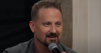 Mark Wills Wows with Beautiful ‘I’ll Fly Away' Cover