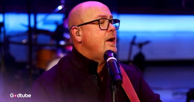 Praise Team Delivers Moving Cover of ‘This Is Our God’