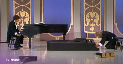 Tim Conway and Harvey Korman as Pianists Will Have You in Stitches