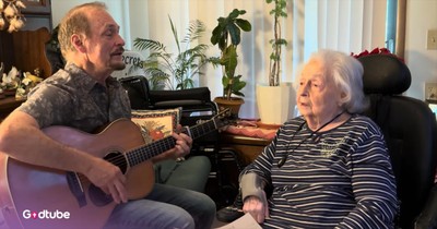 Gary and Nita Talley Deliver Beautiful ‘Jesus Loves Me’ Rendition