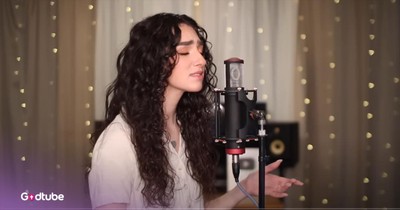 Genavieve Linkowski’s Moving ‘Goodness of God’ Cover Will Stir Your Soul