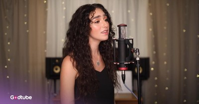 Genavieve Linkowski Delivers Stunning Cover of Chris Tomlin’s ‘How Great Is Our God’