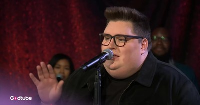 Jordan Smith’s Soul-Stirring ‘I Surrender All’ Will Give You Chills