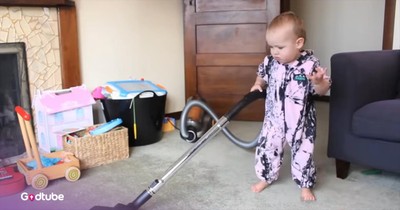 Dad’s Hilarious Parenting Tactic Turns Housework Into Pure Entertainment