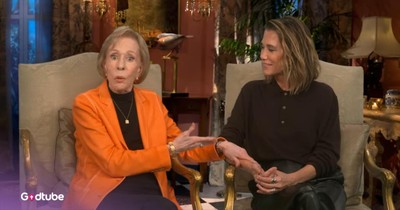 Two Generations of Comedy Greats—Carol Burnett and Kristen Wiig Talk Humor and Legacy