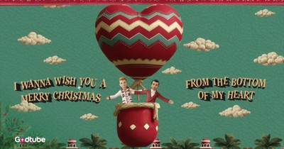 Backstreet Boys Spread Holiday Cheer with ‘Feliz Navidad’ Lyric Video