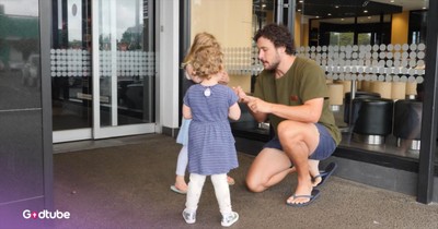 Out to Eat with Kids? This Hilarious Guide Has All the Tips and Tricks You Need
