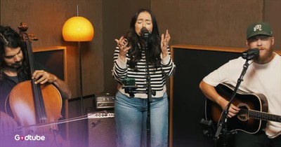 Chilling Performance of ‘How Great Is Our God’ Will Give You Goosebumps