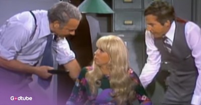 Police Investigation Takes an Unexpected, Hilarious Turn in Carol Burnett Show Skit