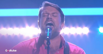 This Elton John Cover Earned a 4-Chair Turn