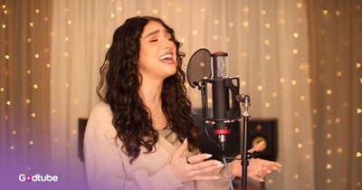 'I Know a Name' Genavieve Linkowski Stunning Cover