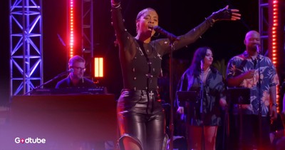 Keyla Richardson Stuns with Beatles' Classic on American Idol