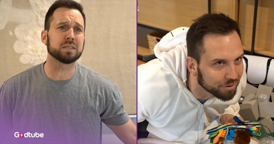 How This Father Realizes His Son Is Growing Up, and He Doesn't Like It