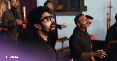 Male Choir's Chilling Rendition of Hymn 'The Old Rugged Cross' 