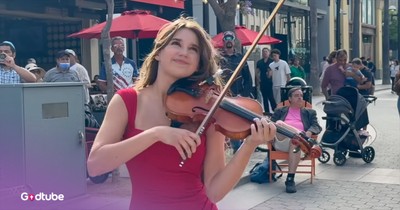 Teen Violinist’s Chilling ‘I Will Always Love You’ Cover