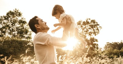 10 Powerful Ways Dads Can Forge a Strong Relationship with Their Daughter