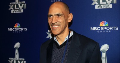 Snapshot of Tony Dungy 'Quietly Volunteering' as Salvation Army Bell Ringer Goes Viral