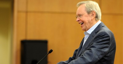 Charles Stanley, Stanley announces that he is stepping down as his church's head pastor