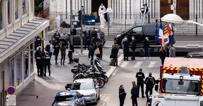 Nice church attack aftermath, 3 are killed at a church in Nice