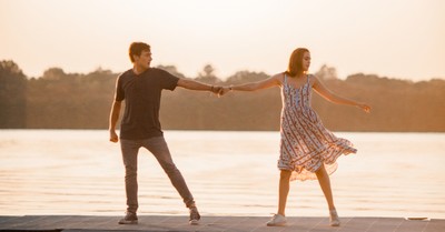 Bailey Madison and Kevin Quinn in 'A Week Away'