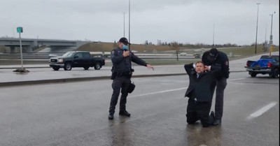 Artur Pawlowski, Pawlowski is arrested by Canadian police